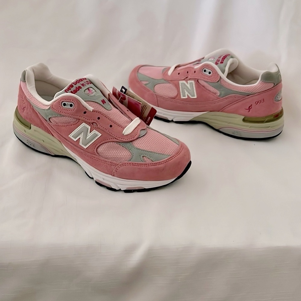 Susan G. Komen 🎀 / New Balance / Rare~993 Special Edition~Breast Cancer - Picture 11 of 11